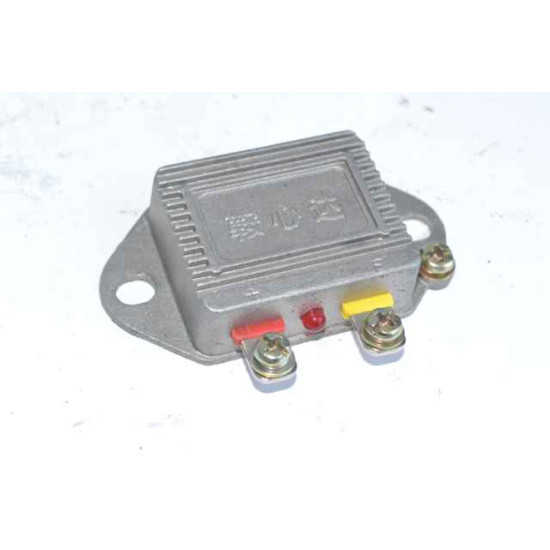 Регулятор напруги FT240/244