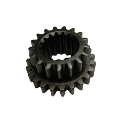 Шестерня 1/2 передачі рухома FT240/244