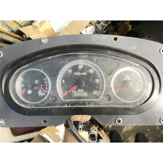 Панель приборов JM404