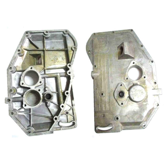 Кришка картера R180 (ZUBR)