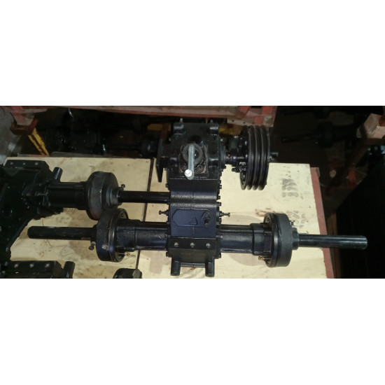 Коробка передач і задній міст в зборі DW 150R