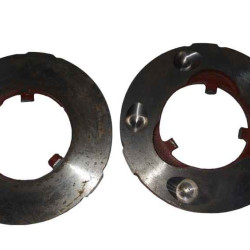 Кришка гальмівного механізму (дискового) DF404DHL